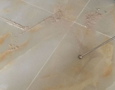 陆良瓷砖空鼓维修公司分享粘合剂选择不当在瓷砖铺贴过程中可能导致以下问题